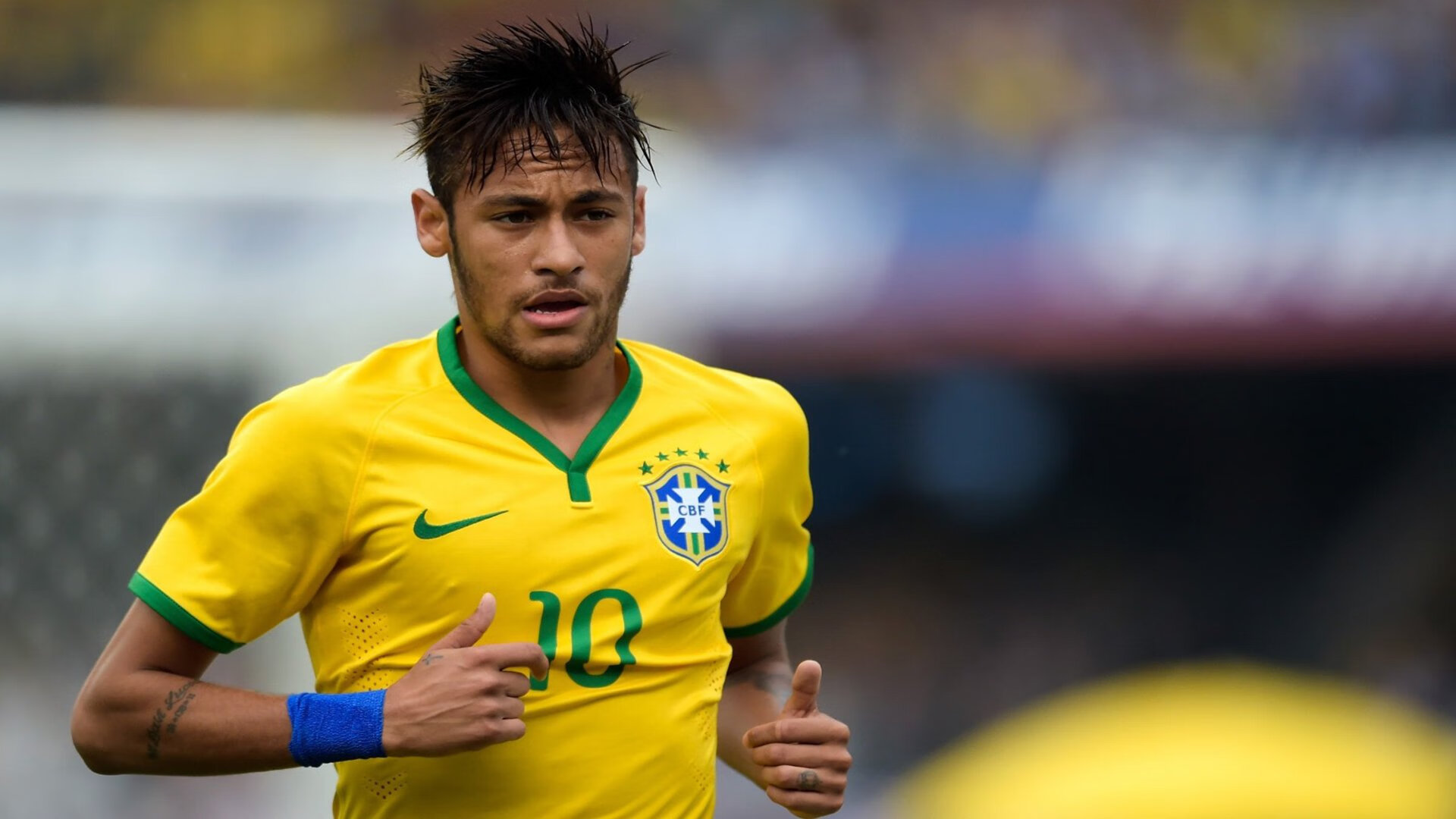 国足球员技术动作精进明显，国足操作